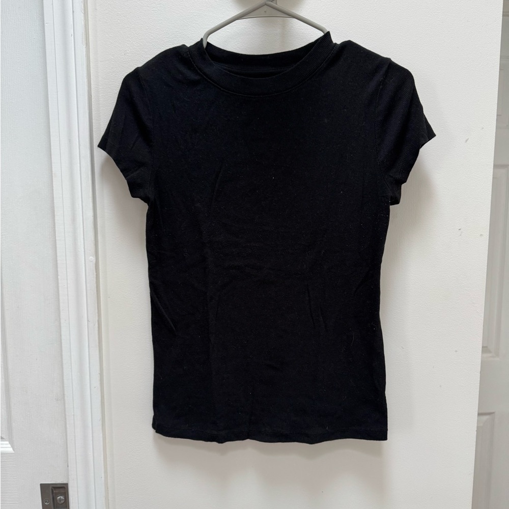 Basic ribbed tee